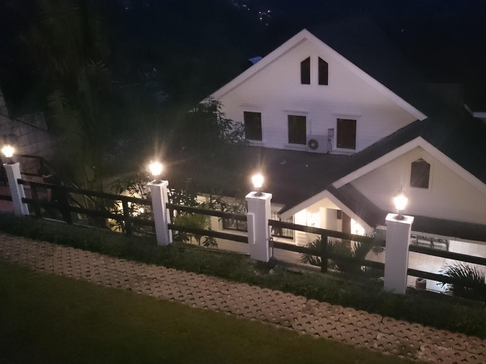 Chateau Beatrice Тагайтай Экстерьер фото